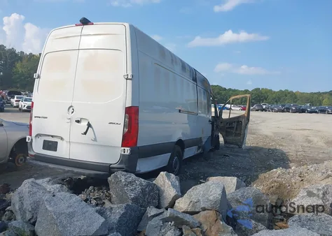 2022 Mercedes-Benz Sprinter 2500 High Roof V6 from USA, damaged, VIN W1Y4EDHY3NT105105